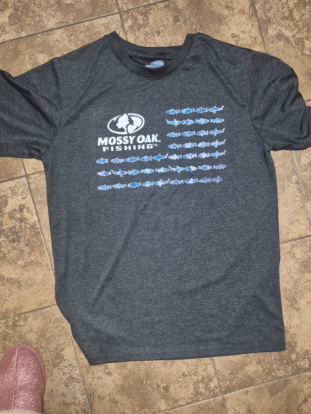 Mossy Oak Charcoal Tee with Blue Fish Flag Graphic